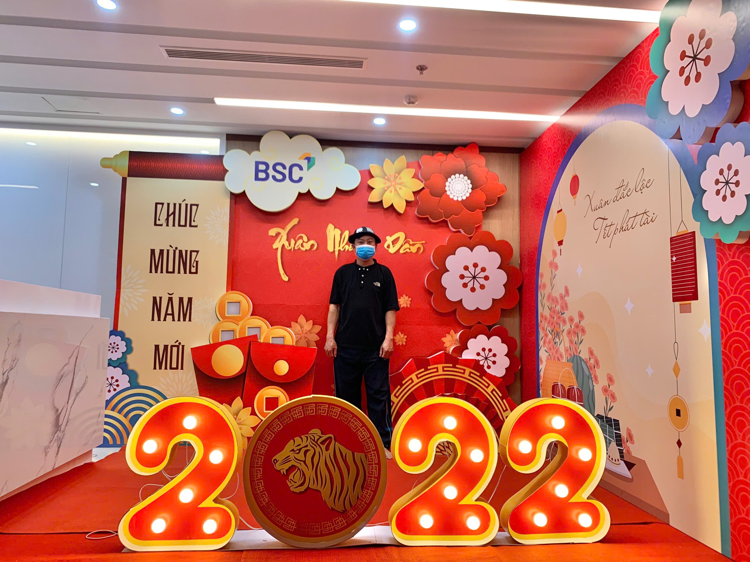 Trang trí Tết 2027 ở Trung Hòa – Nhân Chính, Hà Nội