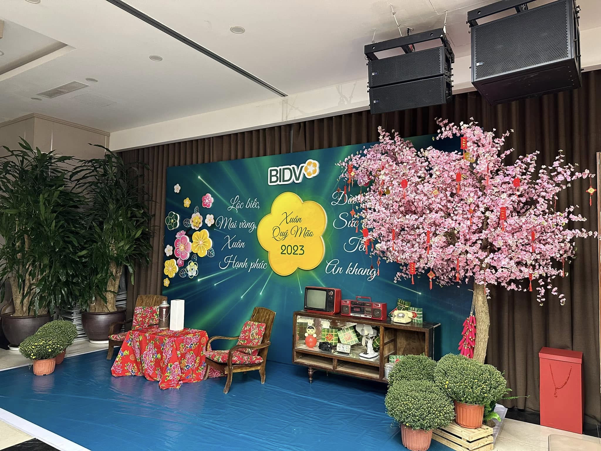 Trang Trí Tết Văn Phòng Ở Hà Đông